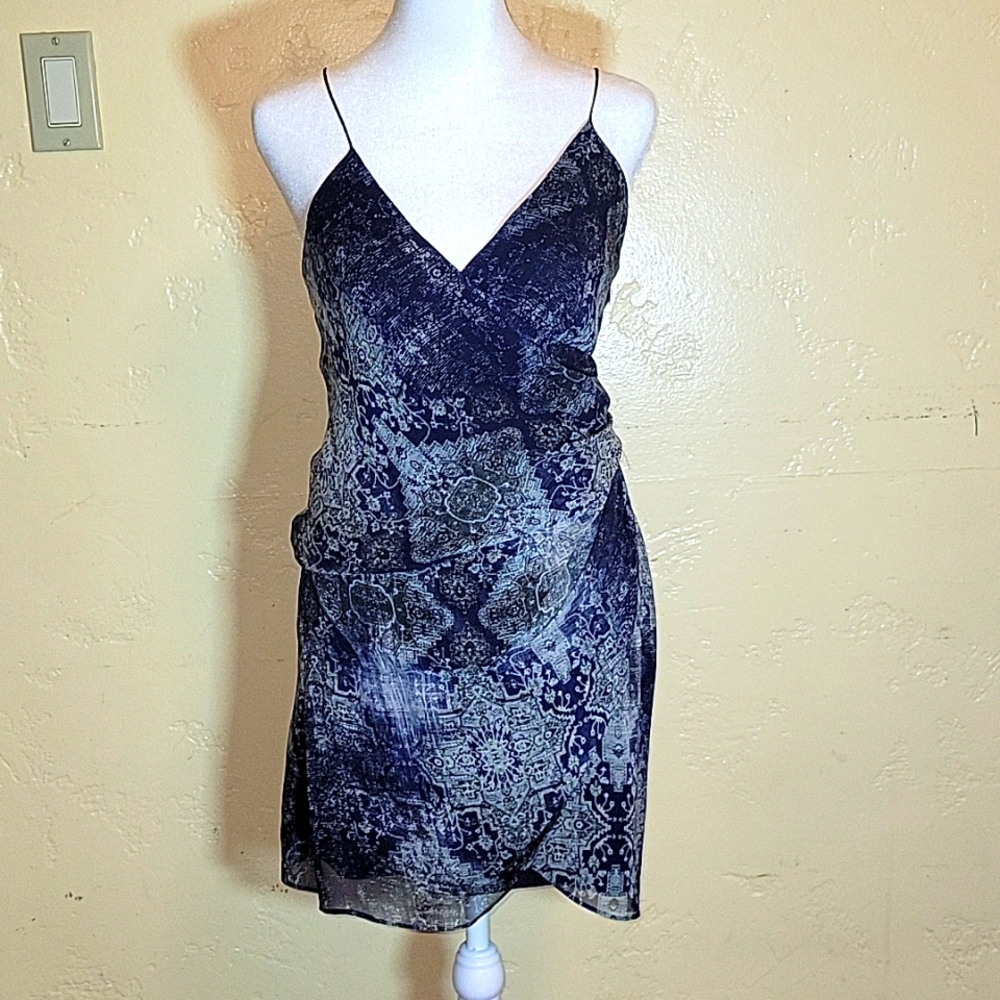 Haute Hippie | 100% Silk Summer Mini Blue Paisley  Sz 2